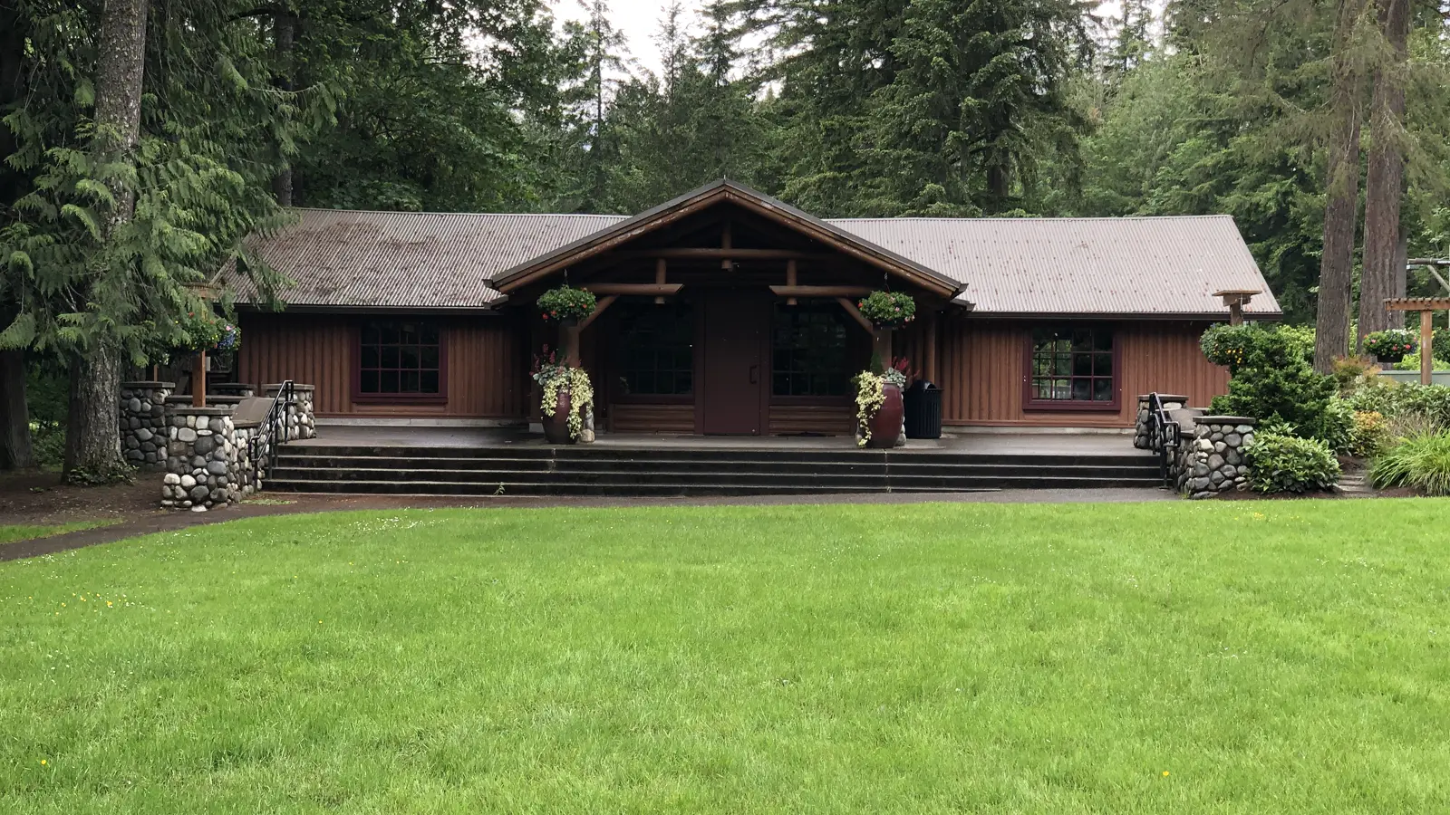 The lodge at Beaver Lake Park in Sammamish.
